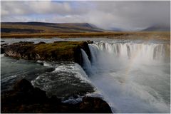 Rainbow at the Godafoss II