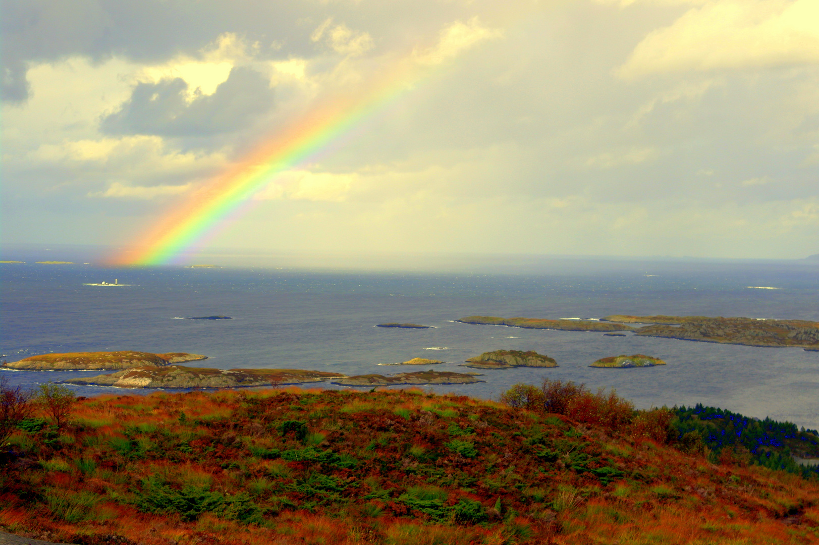 Rainbow Country, Atloy - Norway