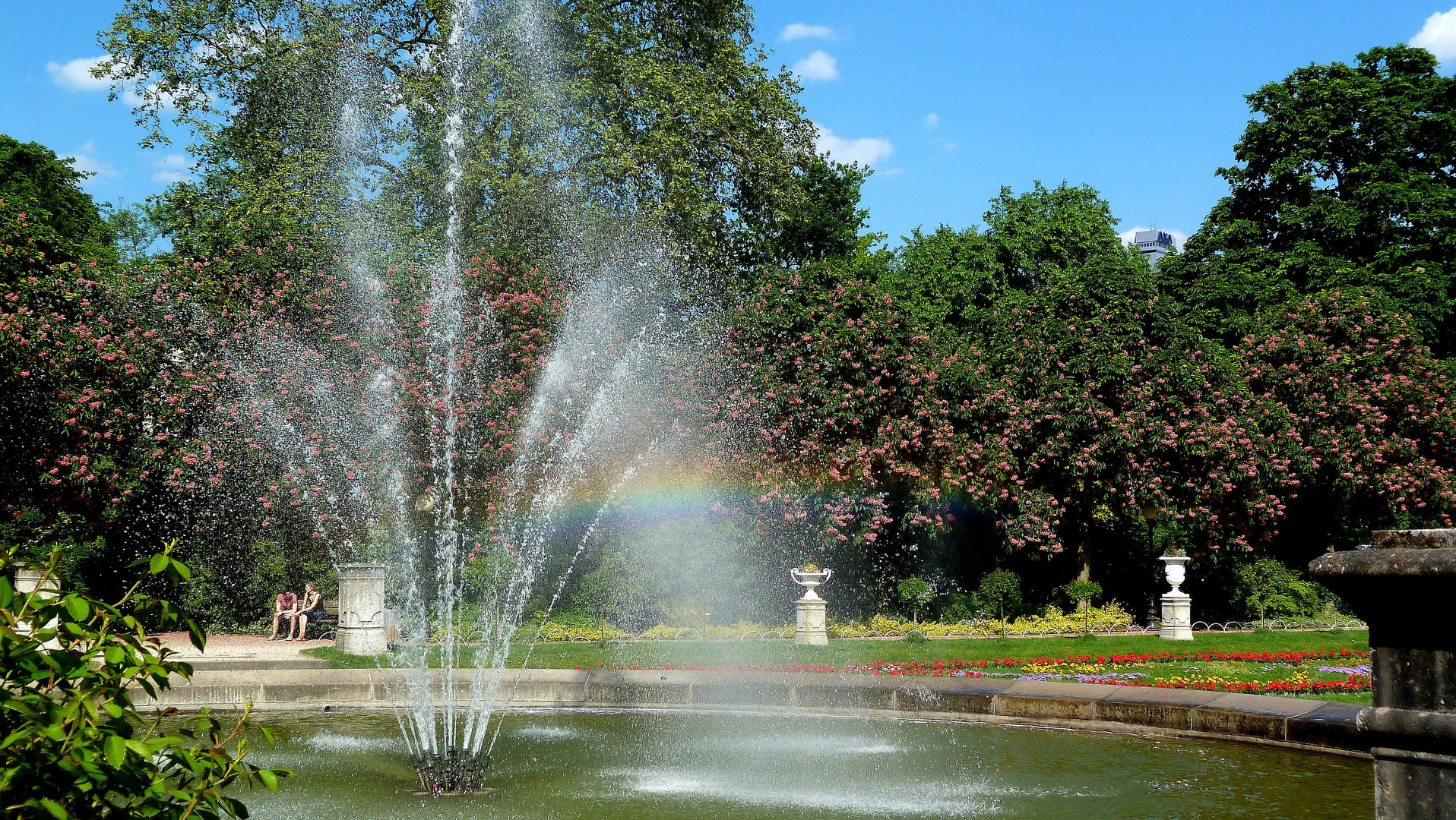 Rainbow-Fountain