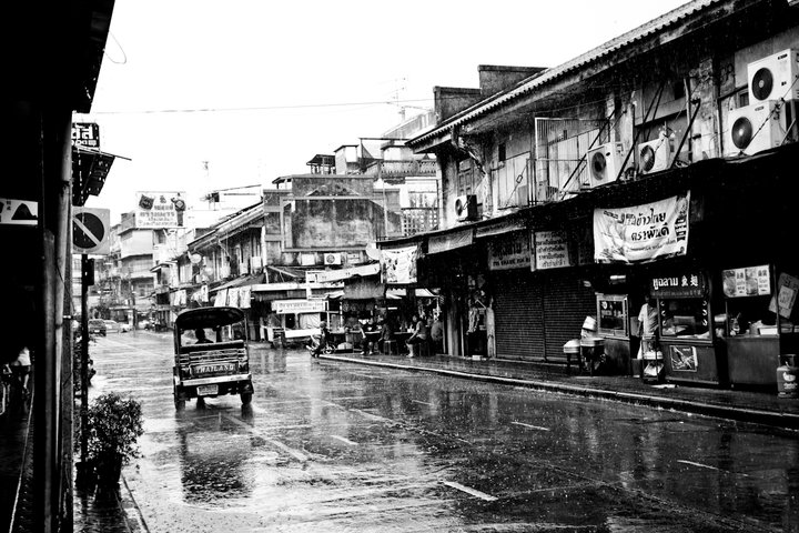 Rainy day. von NicolettaPhotography 