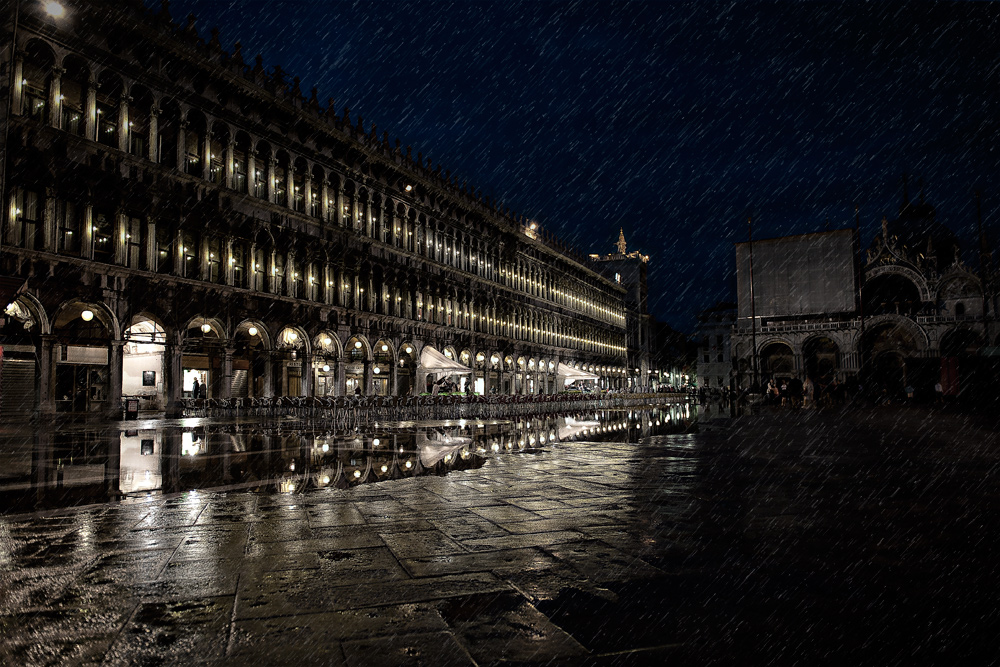 Rainy Night In Venice