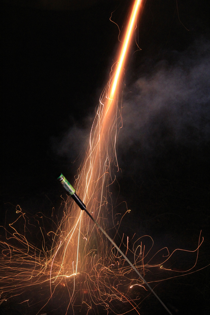 Raketenstart in.... 3, 2, 1 - Prost Neujahr!