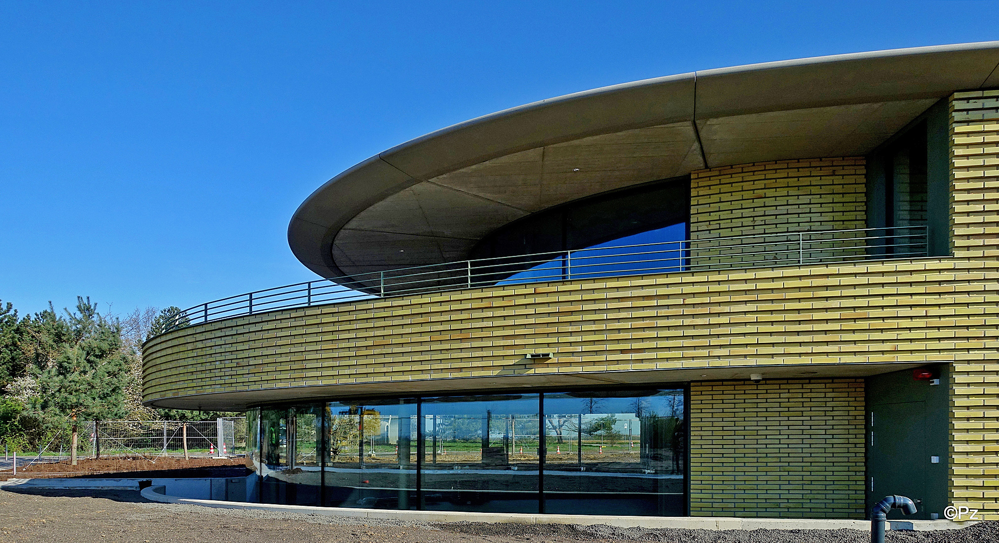 Raketenstation Hombroich: Neubau neben der Skulpturenhalle der Thomas Schütte Stiftung ...