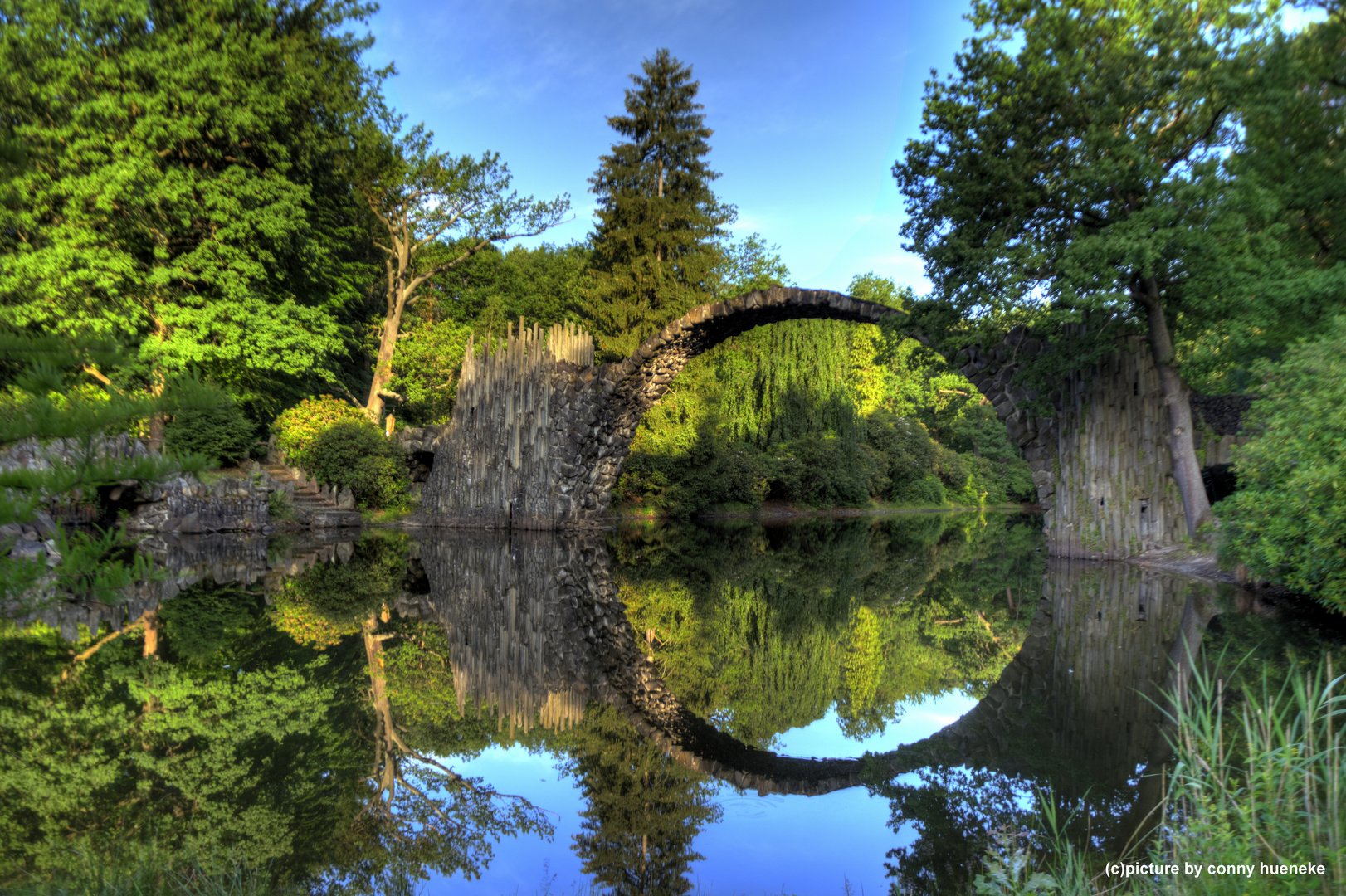 Rakotzbrücke im Kromlauer Park Foto & Bild | architektur, straßen