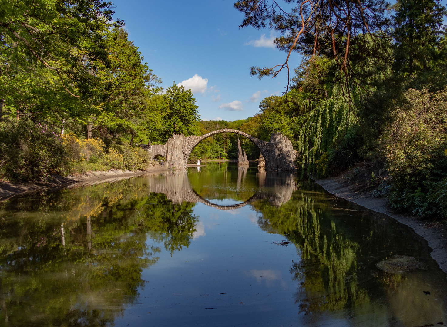 Rakotzbrücke im Rhododendronpark Kromlau