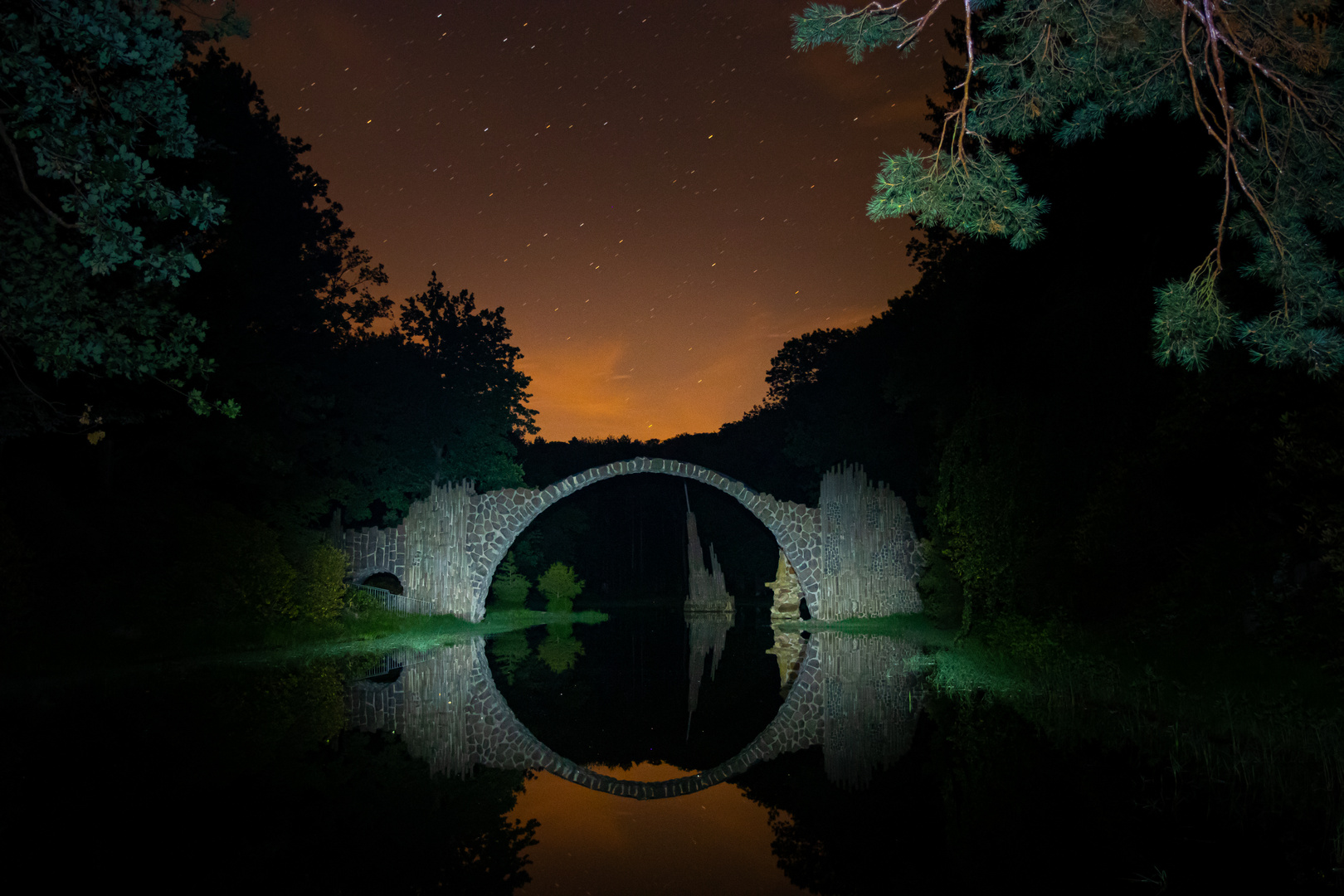 Rakotzbrücke Kromlau bei Nacht