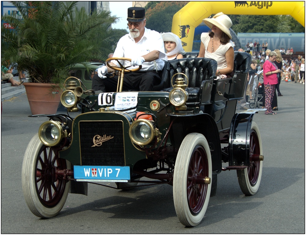 ... Rallye de Vienne (32) ...