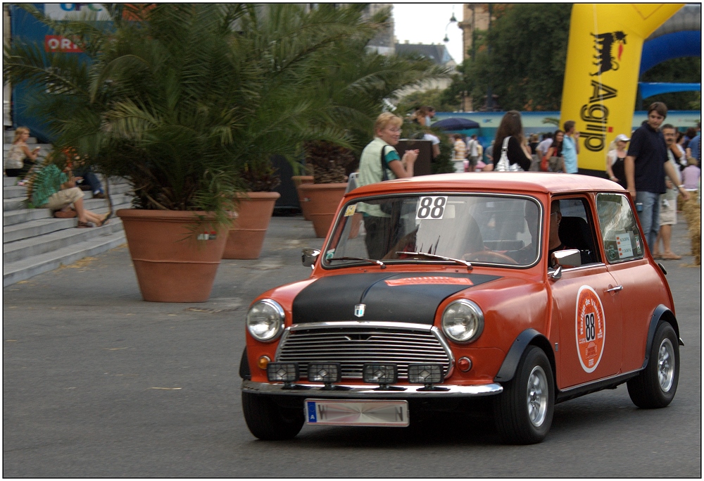 ... Rallye de Vienne (72) ...