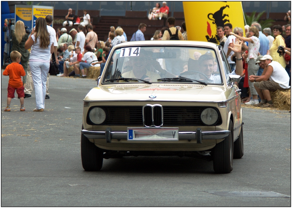 ... Rallye de Vienne (88) ...