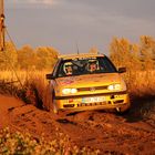 Rallyesport bei Abendsonne