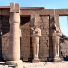 Ramesseum (4)– Eingang zum Hypostyl (Säulensaal)