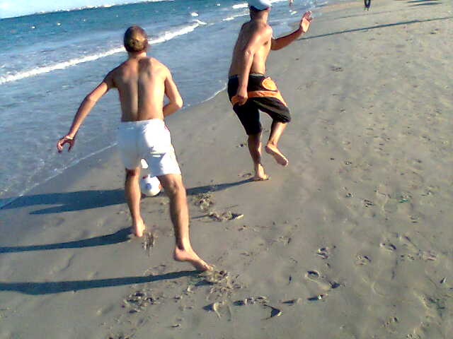 Rami & Yossri in the beach