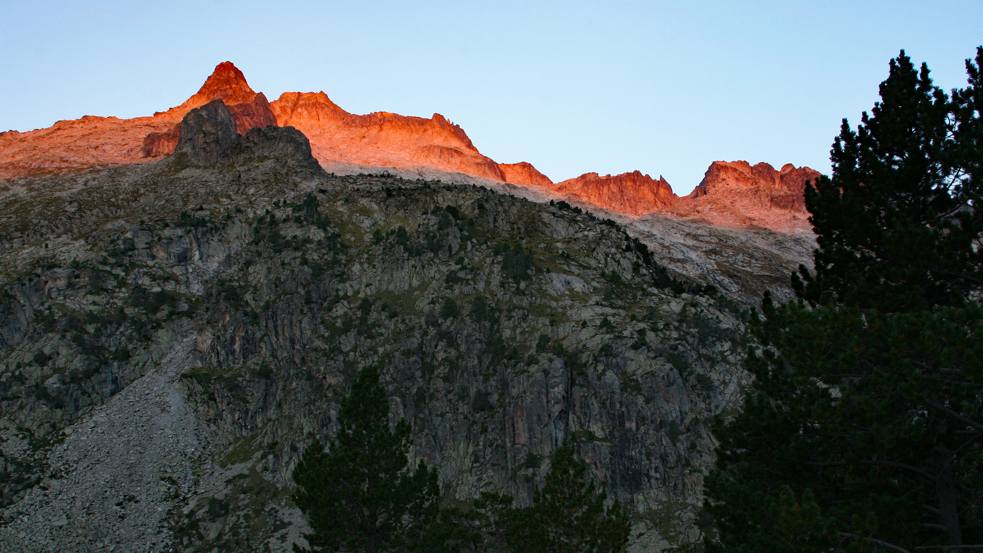 Ramoun (3011m) und Pic de Néouvielle (3091m)