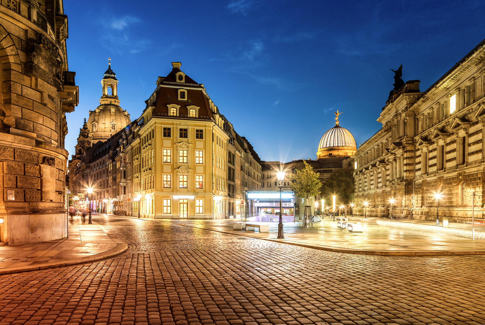 Rampische Straße mit Frauenkirche - DRESDEN