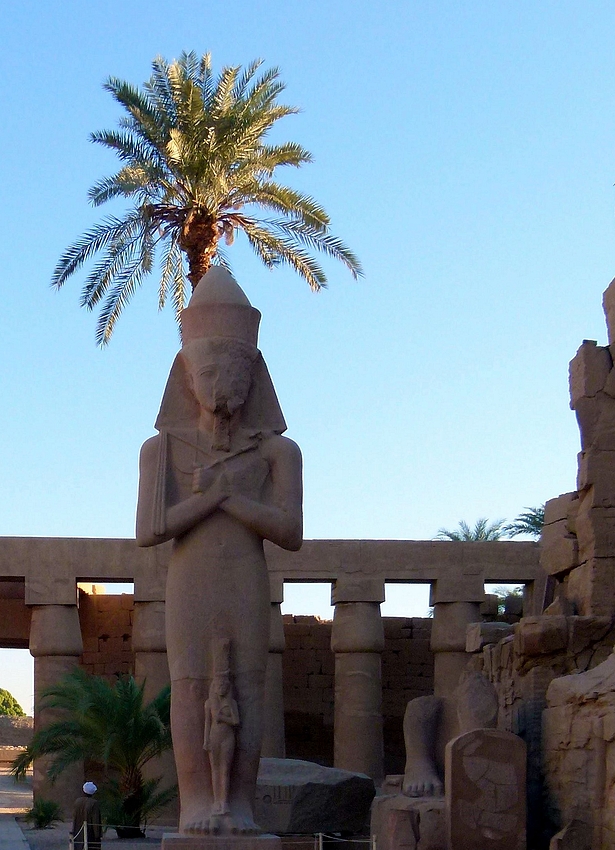 ...Ramses II...