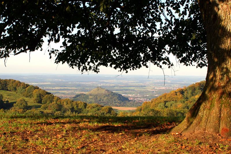 Randecker Maar im Oktober