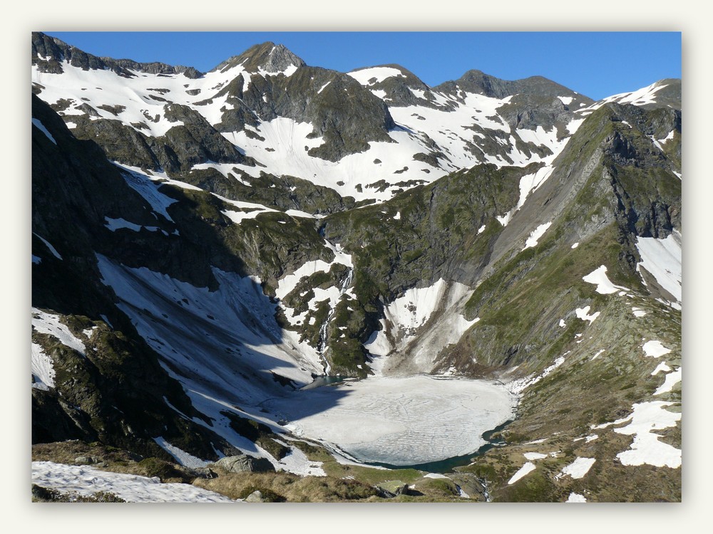 Rando Montvalier 2838m 30 juin 2013.Etape N°2: Vue sur l'Etang Rond.