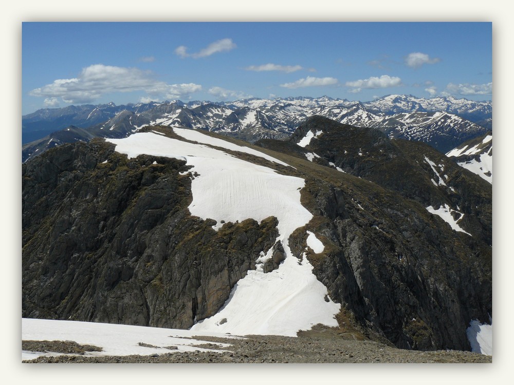 Rando Montvalier 2838m le 30 juin 2013.Etape N°10 : Du sommet vue sur Col de Faustin et Petit Valier