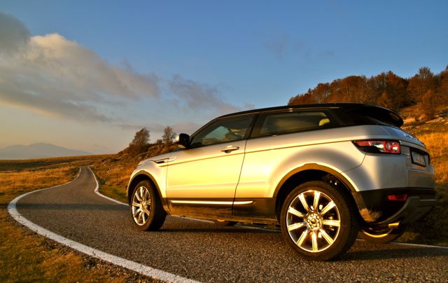 Range Rover Evoque in Lessinia, Italy