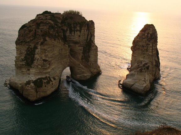 Raouché (Pigeon's Rock), Beirut | Beyrouth