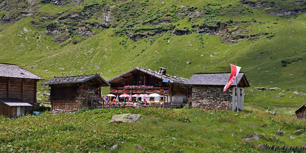 Rast am Berg - Pause in Lazins - Südtirol