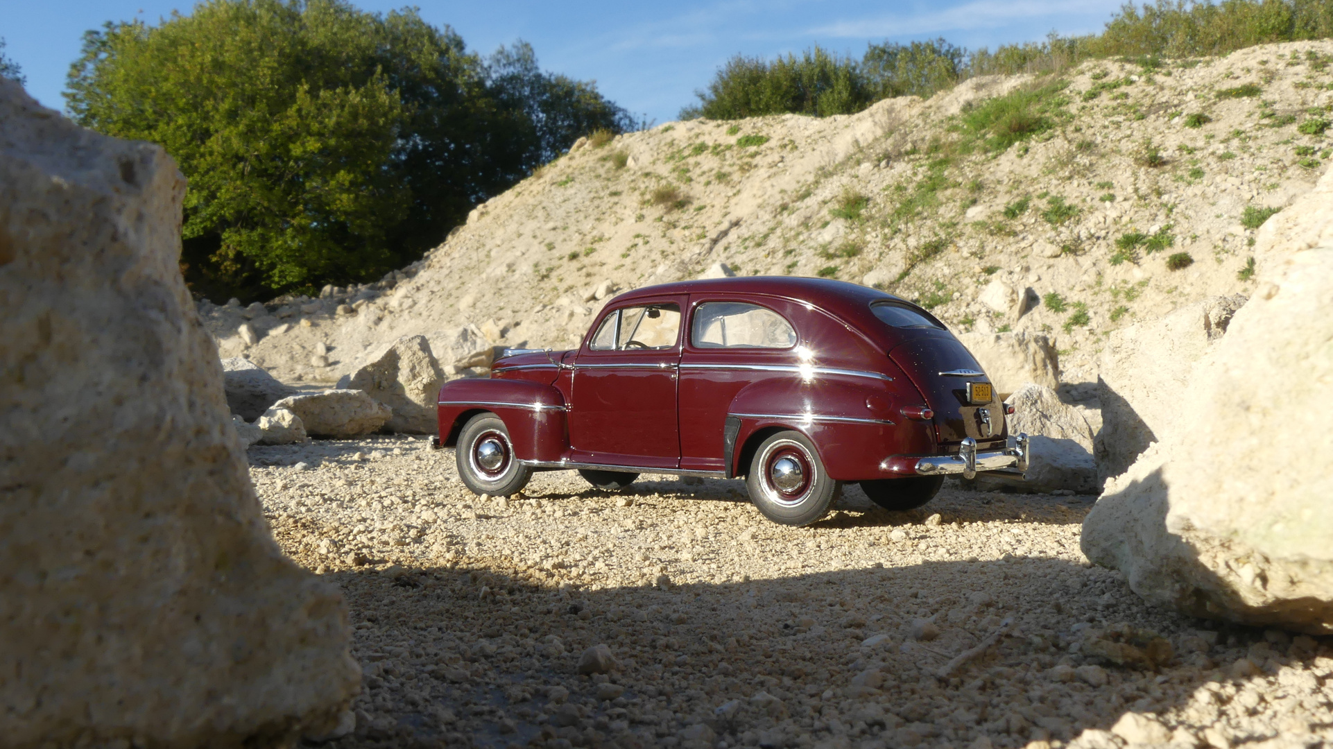 Rast am Kalksteinbruch - Der 1947er Ford Tudor