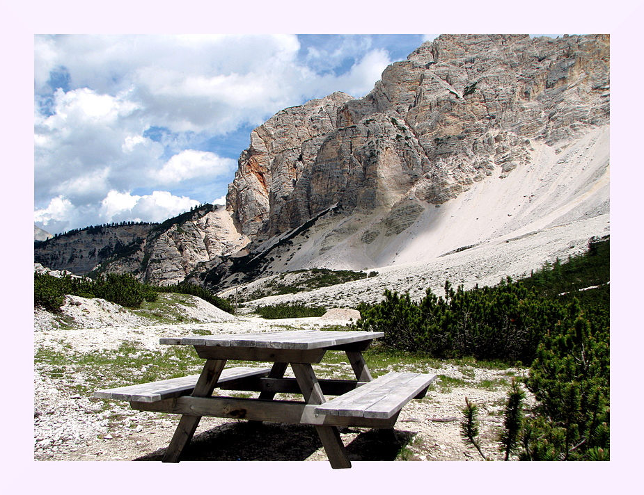 Rastplatz für fußlahme Bergwanderer