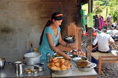 Raststätte zwischen Kathmandu und Arughat