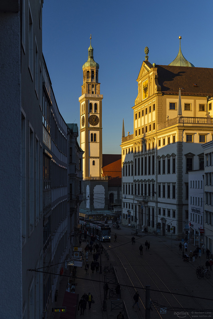 Rathaus Augsburg im Licht