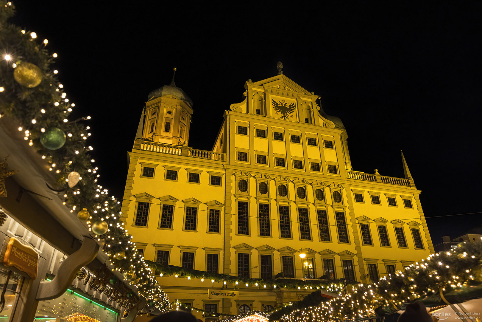 Rathaus Augsburg in der Nacht