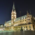 Rathaus bei Nacht