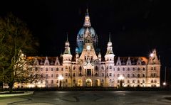 Rathaus bei Nacht 