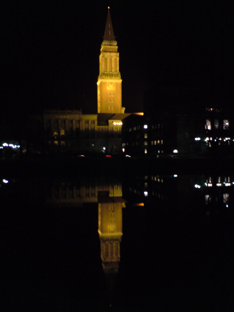 Rathaus by Night