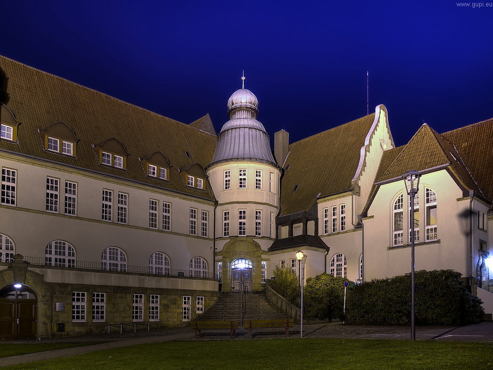 Rathaus Essen Kray - II