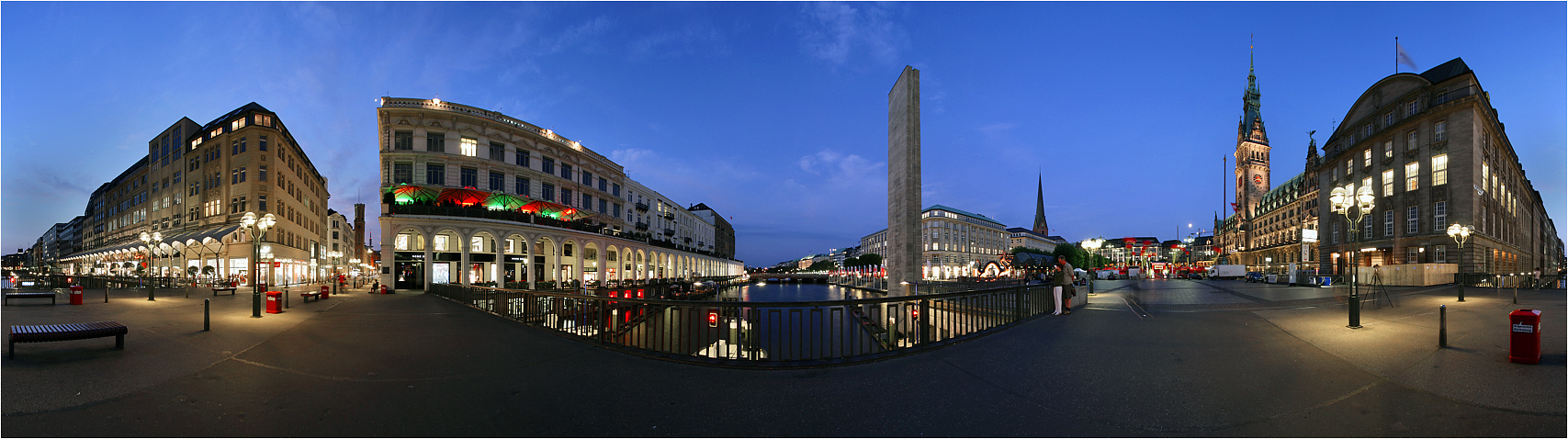 Rathaus Hamburg auf der Schleusenbrücke