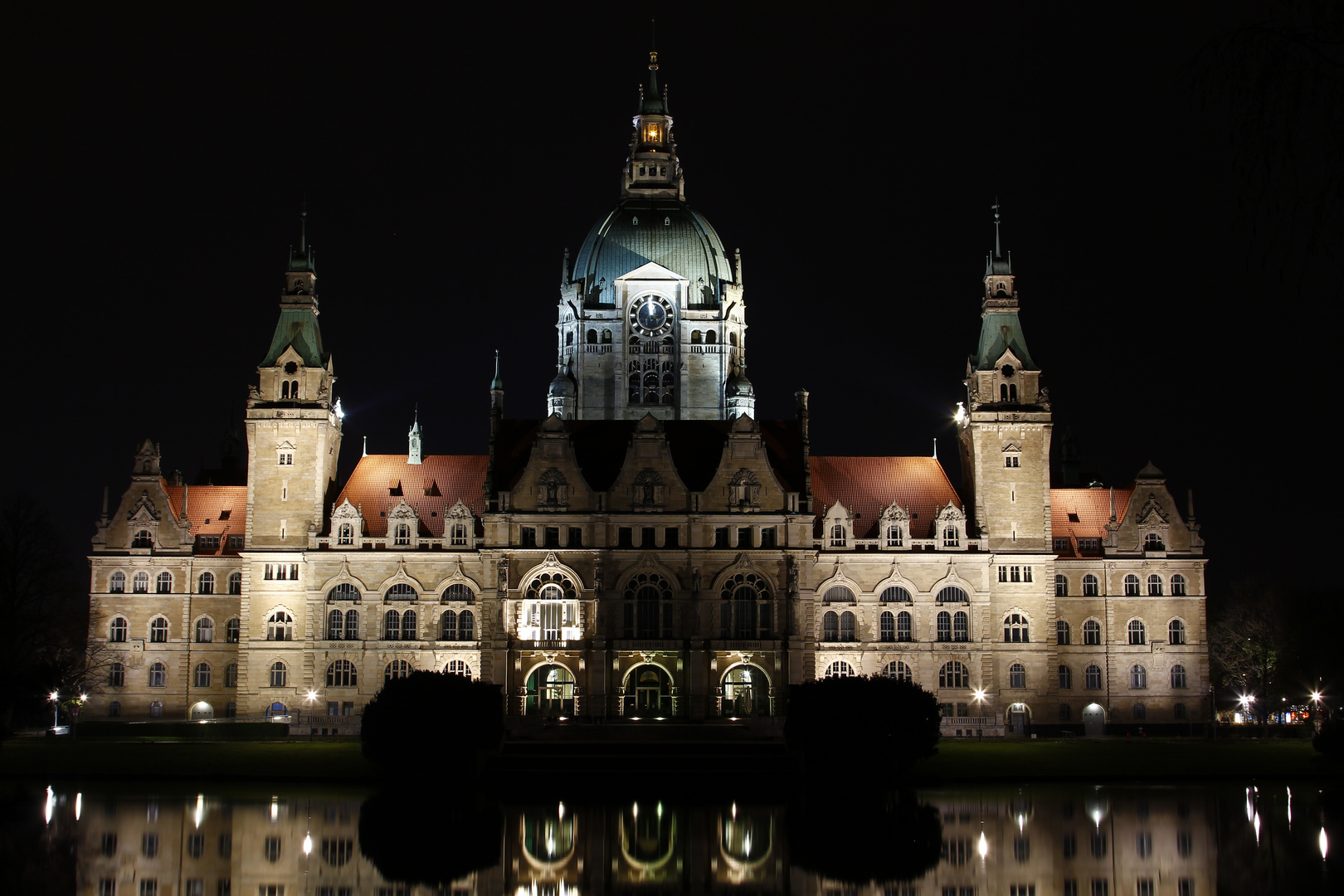 Rathaus Hannover bei Nacht !