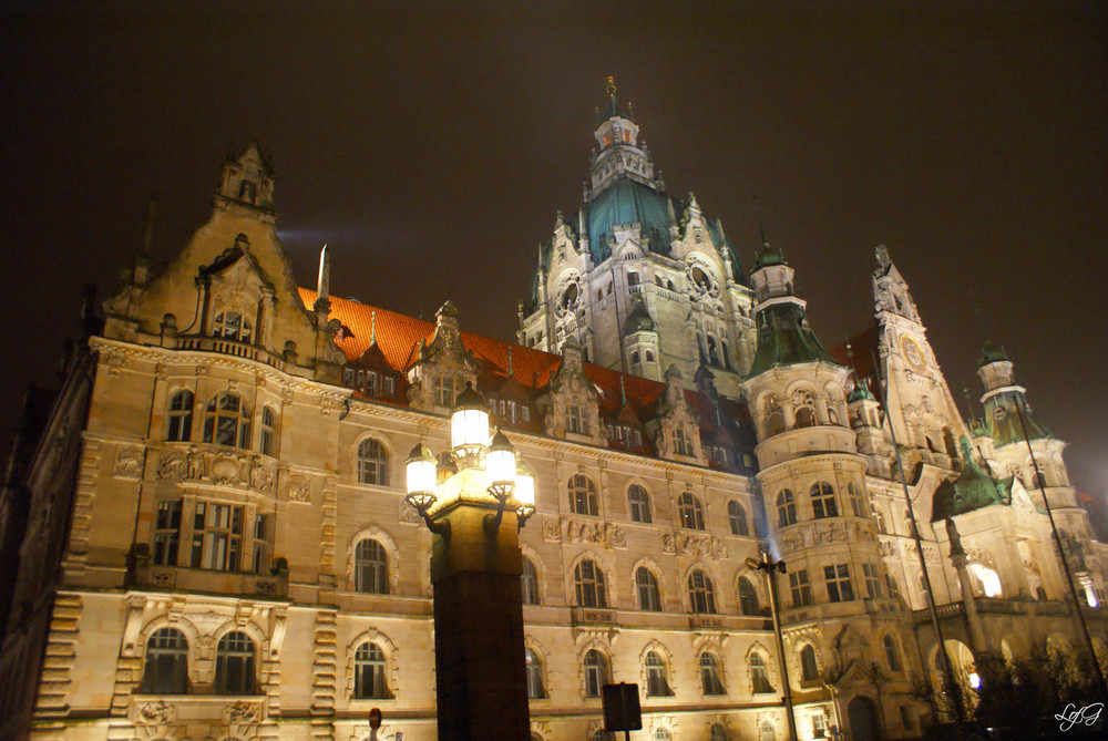 Rathaus Hannover mal bei Nacht