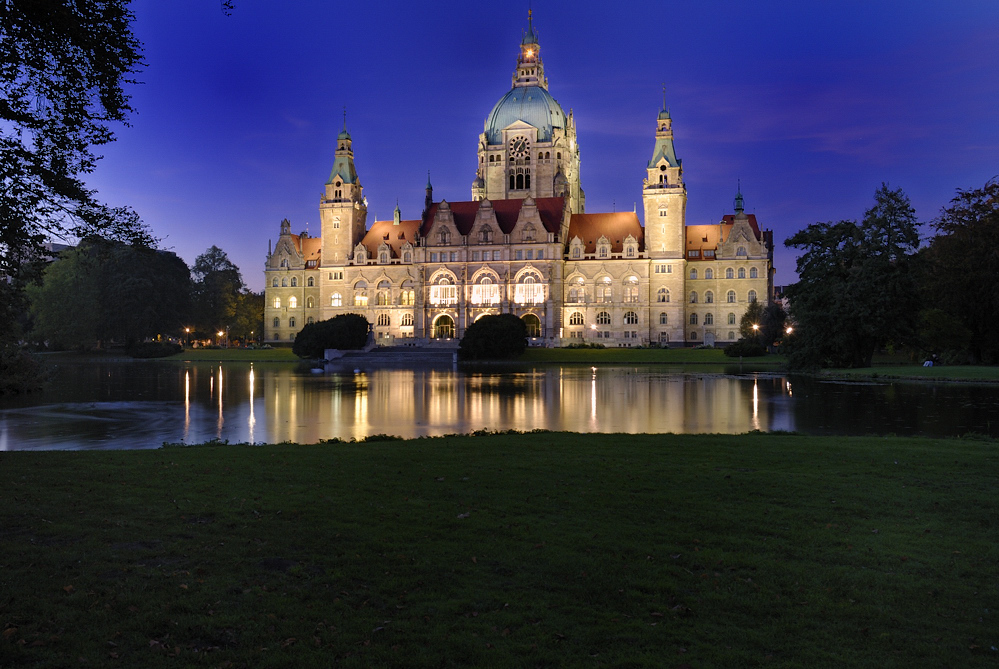 Rathaus Hannover zur blauen Stunde