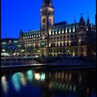 Rathaus im glanze der Nacht