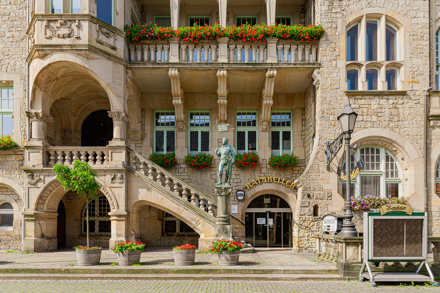 Rathaus in Bückeburg. (September Aufnahme).