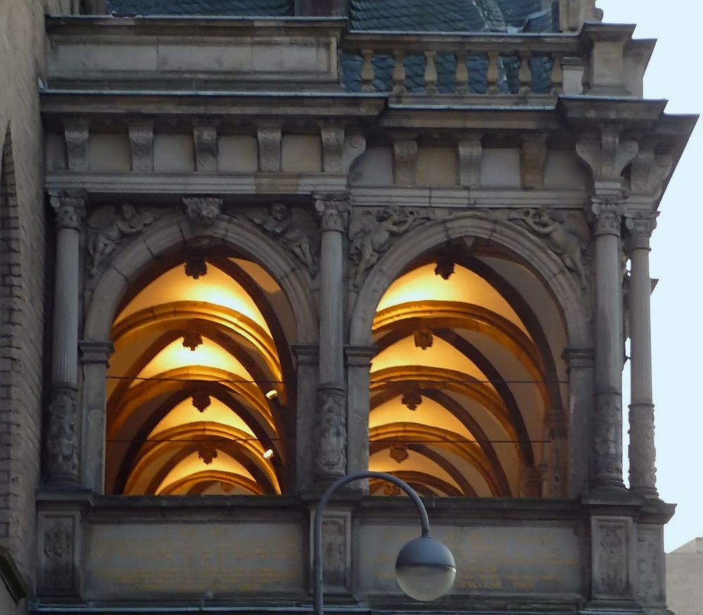 Rathaus in der Dämmerung 2