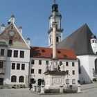 Rathaus in Freising und Kirche St. Georg