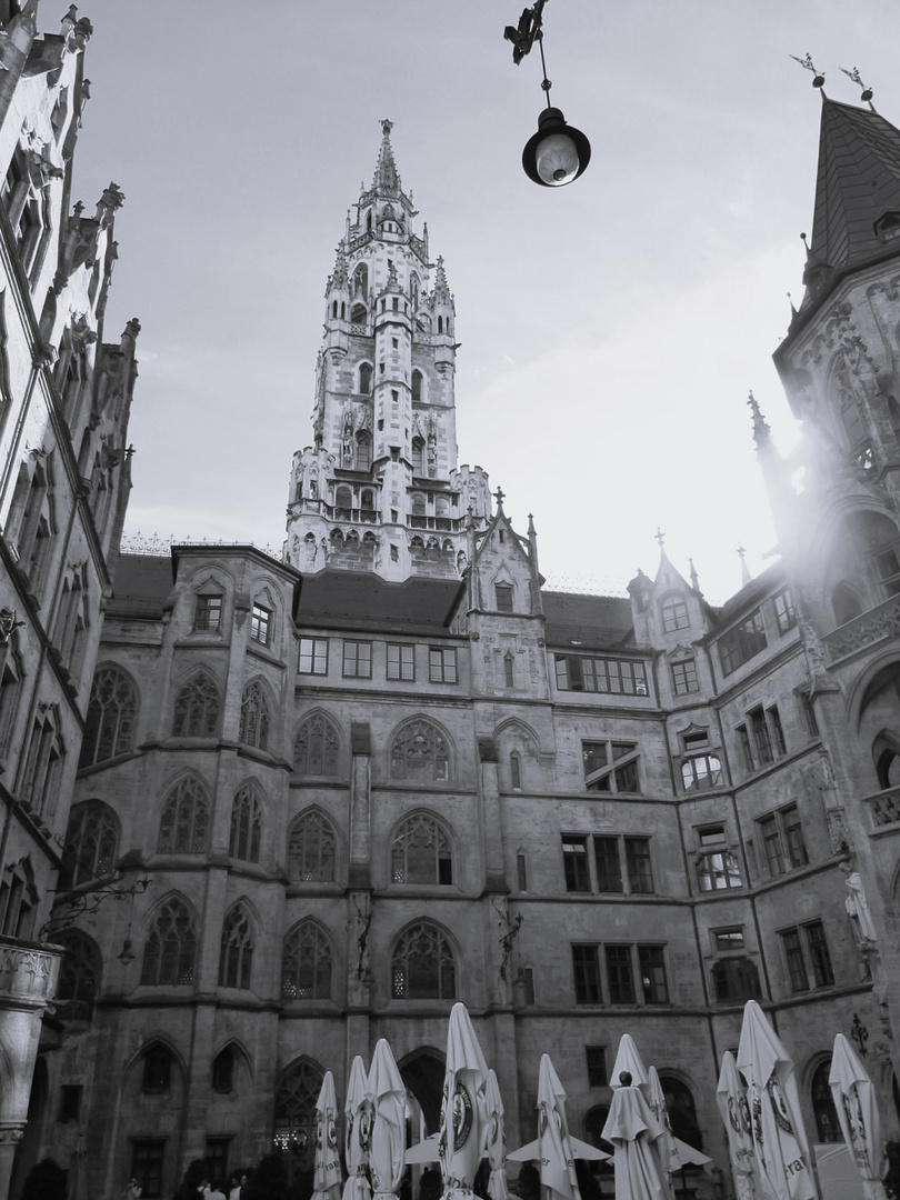 Rathaus-Innenhof....