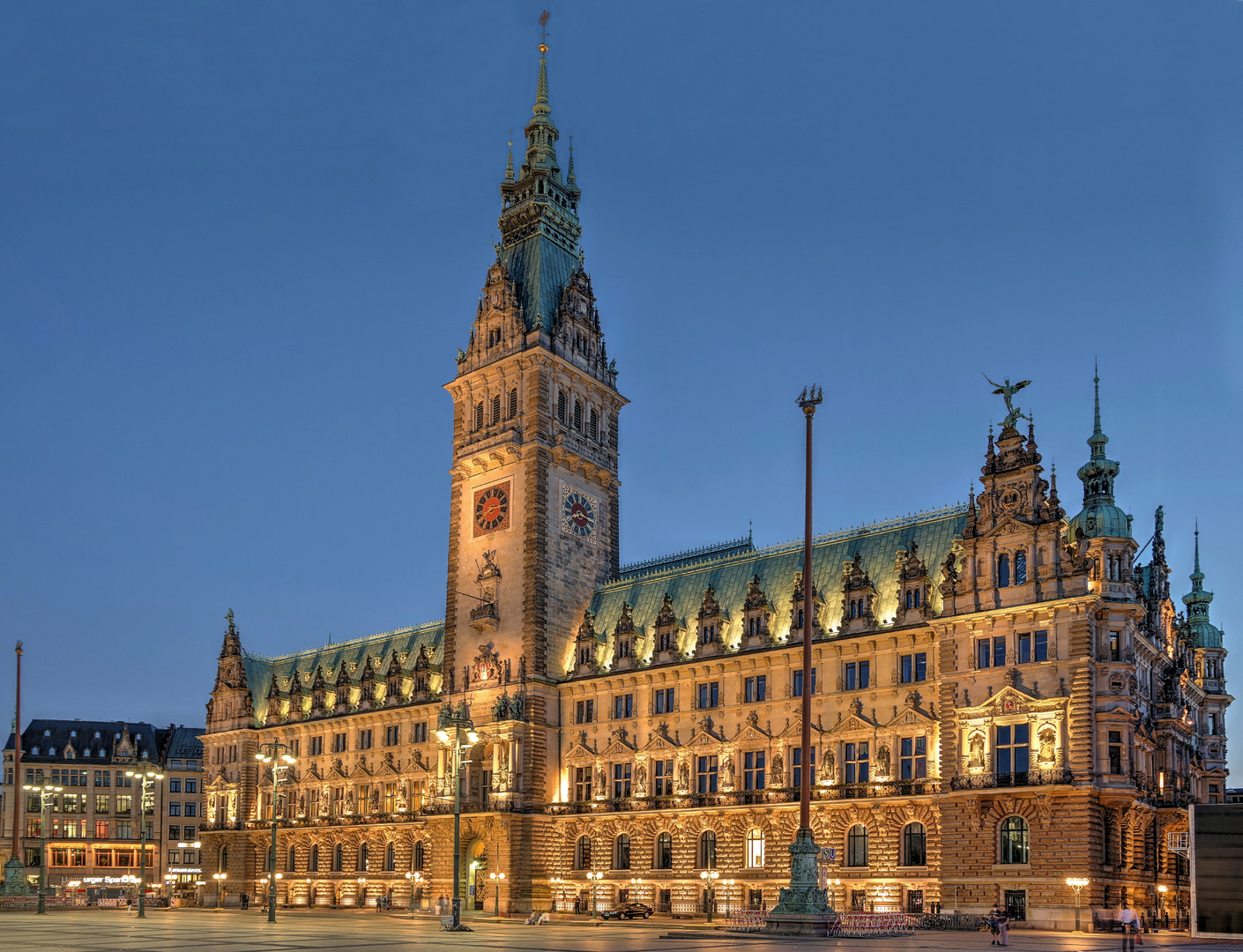 Rathaus lateral