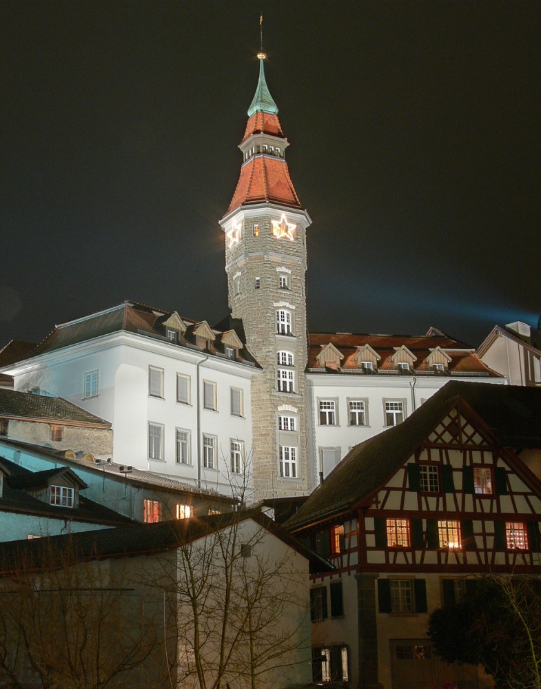 Rathaus mal von hinten