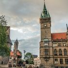 Rathaus mit Burg und Dom