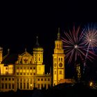 Rathaus mit Feuerwerk