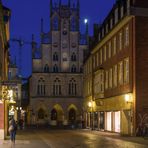 [ Rathaus mit Mond, Münster ]