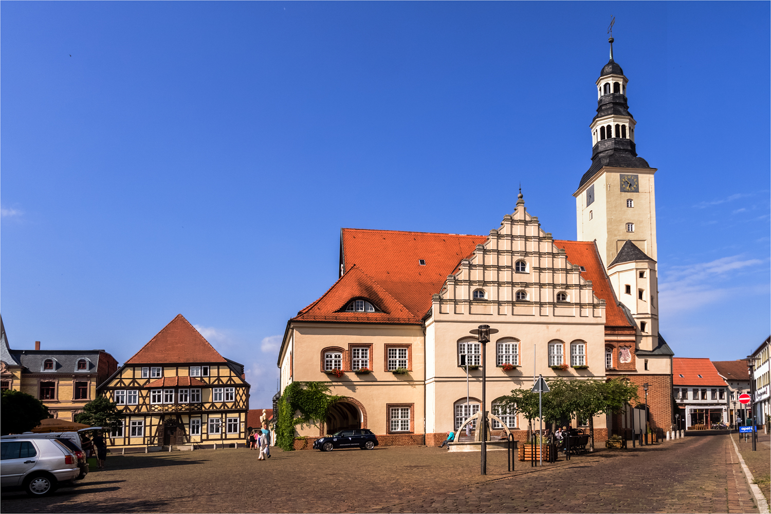 Rathaus mit Rathausplatz Gardelegen