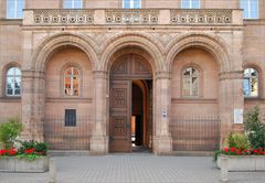 Rathaus Portal in Fürth / Bayern